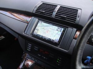 ＢＭＷ Ｅ５３　ストラーダナビ設置